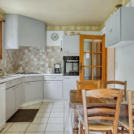 Vue: Luxe 4-chambre Avec Piscine à Pierre Des Tripiers Villa