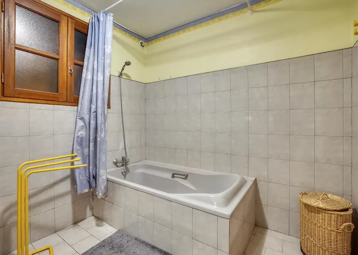 Spacieuse A Avec Piscine Privee וילה Saint-Pierre-des-Tripiers